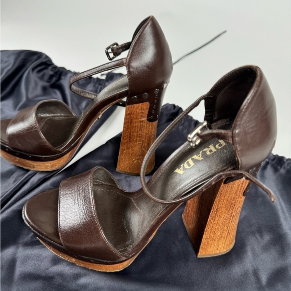 Prada platform sandals, beautiful brown color, authentic w/ 2 Prada dust bags - Picture 2 of 13